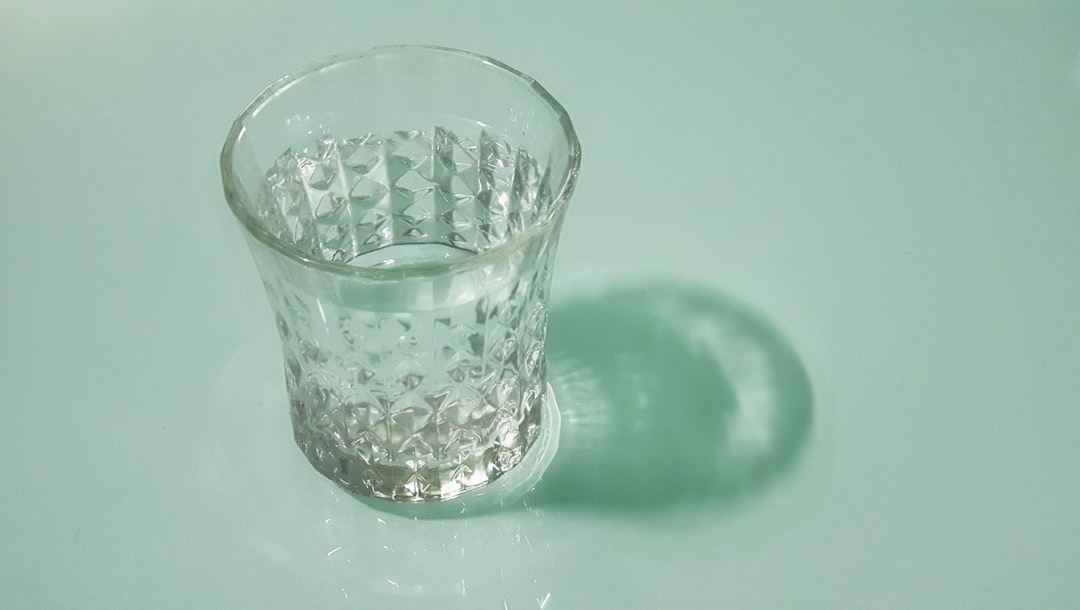 Alacsony kalcium tartalmú ásványvíz: a legjobb választás a kalciumszint kontrollálására