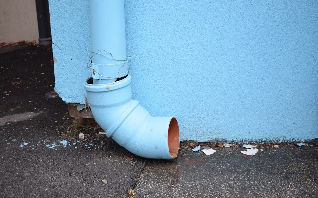 Photo Water filter maintenance