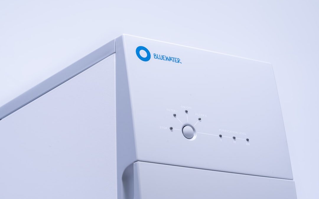 Photo water purifier