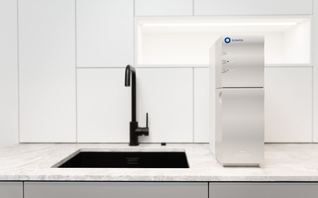 Photo water purifier